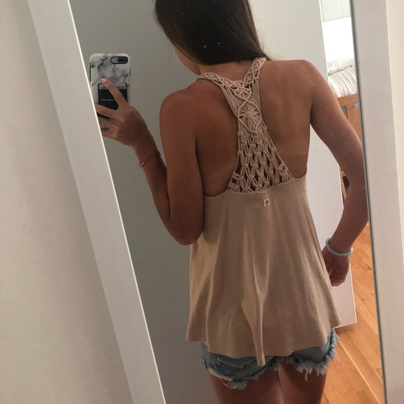 Halter cutout tank top - Picture 4 of 4